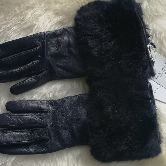 Ted Baker London Accessories - Ted Baker Smart Leather Gloves